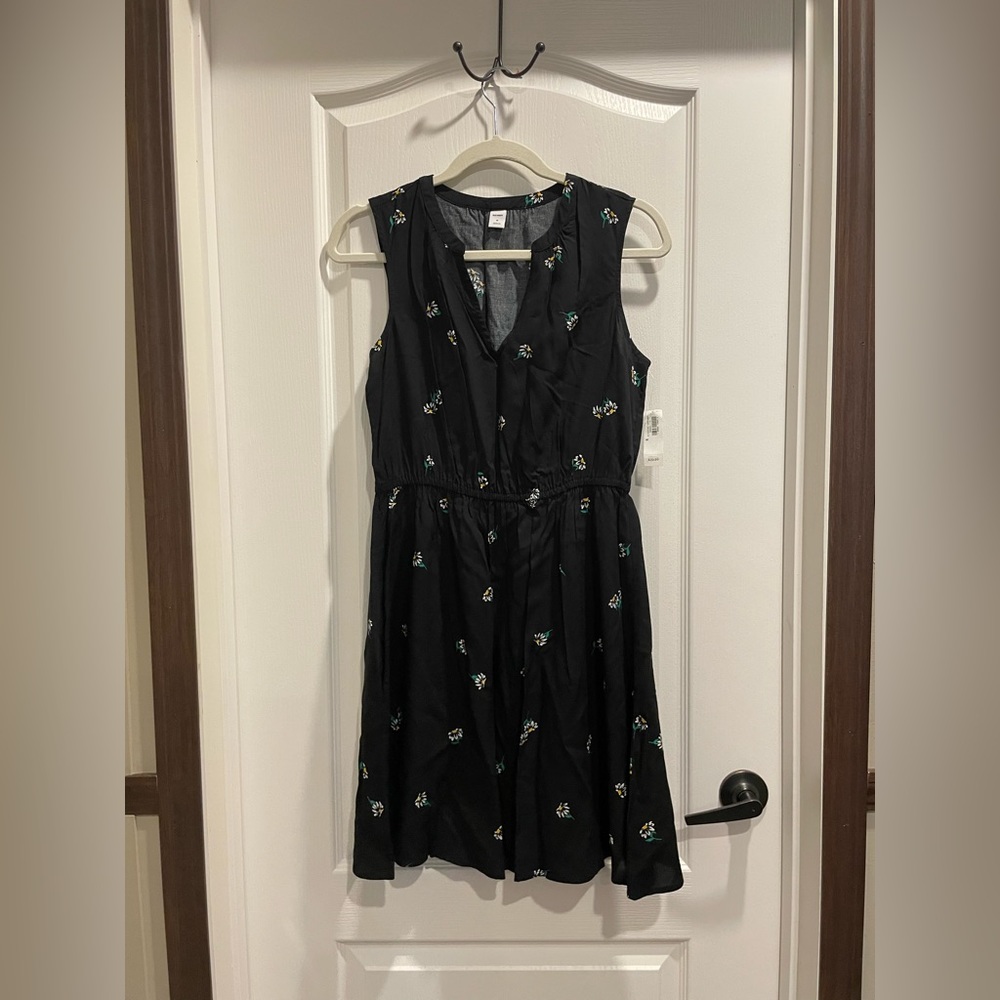 New with Tags-Sz Med-Old Navy Dress